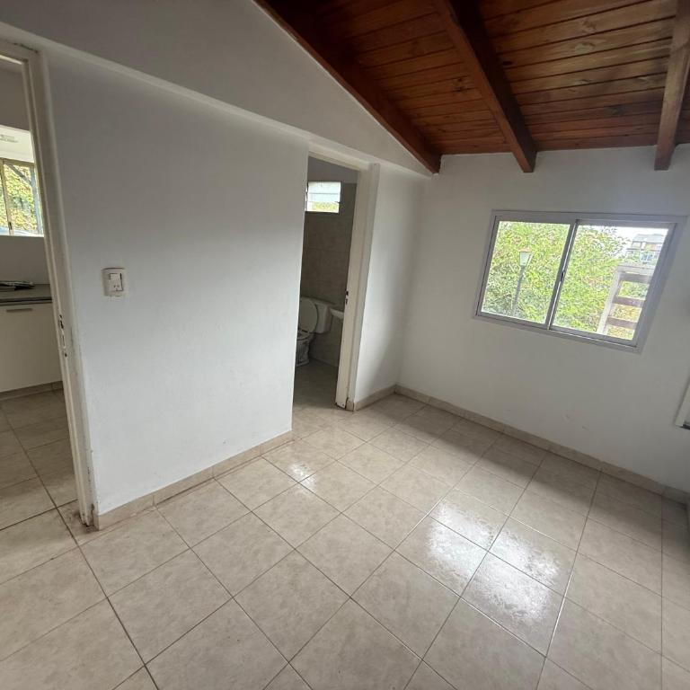 Espectacular Casa en Barrio Privado con pileta gran parque y vista panorámica - Villa - 22