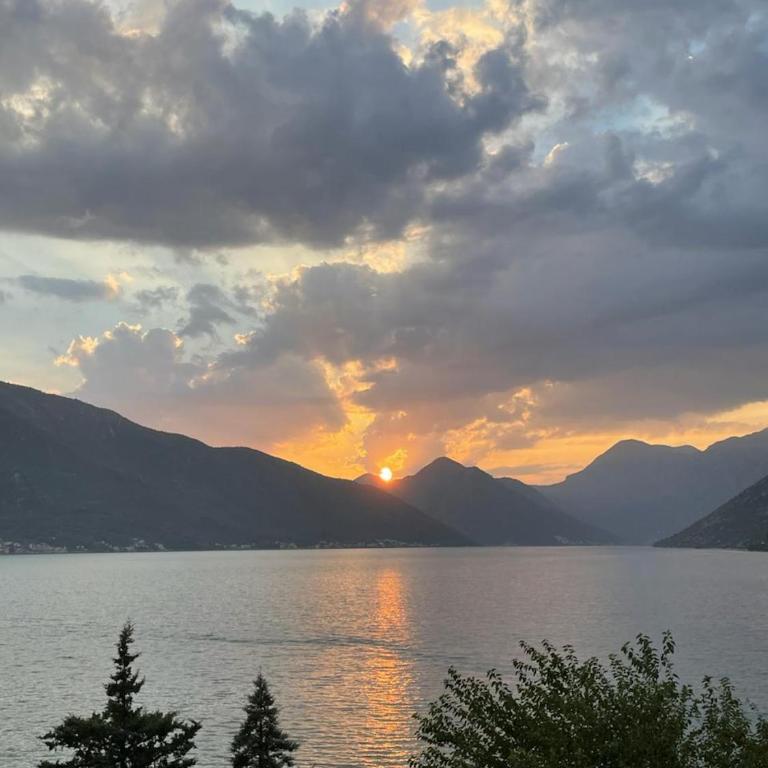 Duplex Kotor Ljuta with great views - Apartman sa 2 Spavaće Sobe - 4