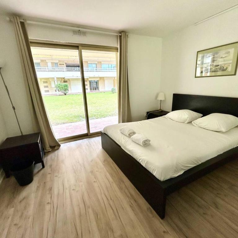 The golden triangle Apartment - Appartement - Vue sur Jardin - 2