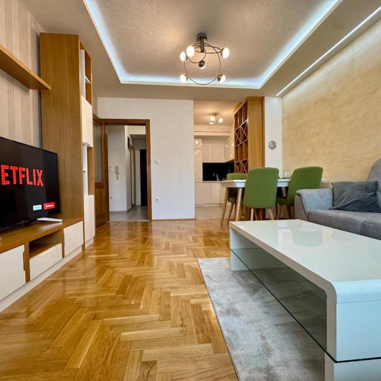 Modern & Elegant apartment with free parking - Apartman sa 1 Spavaćom Sobom - 1