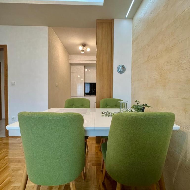 Modern & Elegant apartment with free parking - Apartman sa 1 Spavaćom Sobom - 12