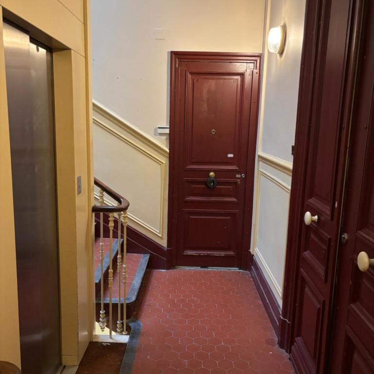 Les Floralies Chapitre Canebière - Two-Bedroom Apartment - 22