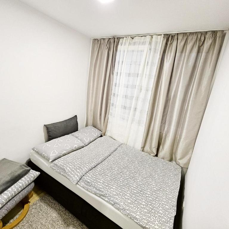 Departure Apartment - One-Bedroom Apartment - 10