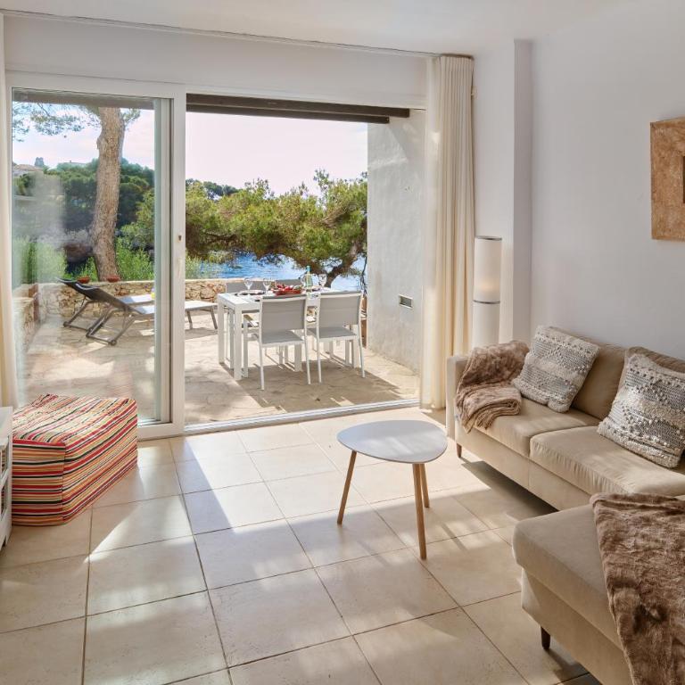 Sea frontline Apartment 'Ernesto'. Pool. WIFI - Apartamento de 2 dormitorios - 26