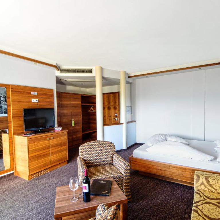 Hotel Anatol - Junior Suite - 14