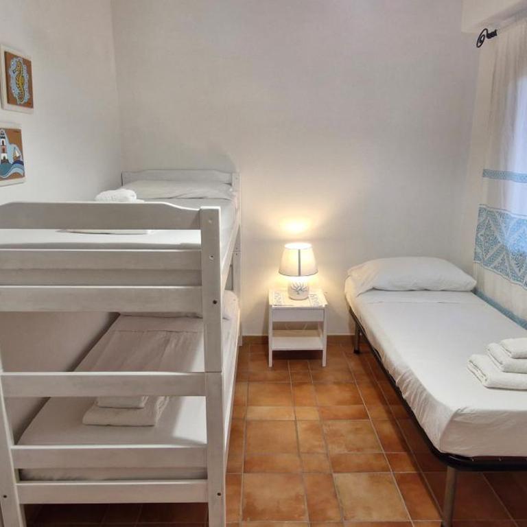 Capo Figari 13, Appartamento spazioso nel centro di Golfo Aranci con terrazza vista mare, Wi-Fi, parcheggio gratuito - Appartamento con 2 Camere da Letto - 16