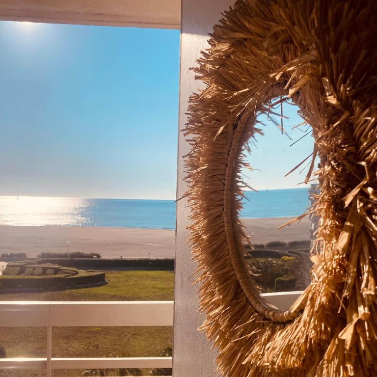 Studio cabine pied dans l eau climatisé, parking et wifi haut débit - Apartment - 12