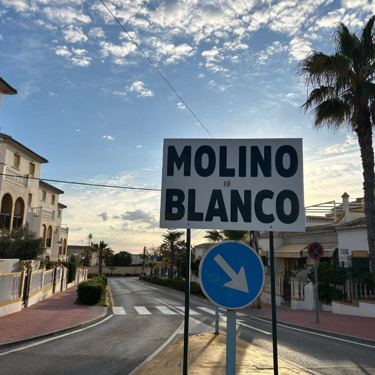 Mimosa Apartman Molino Blanco La Mata - Apartamento de 2 dormitorios - 46