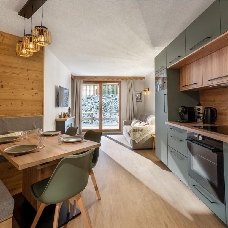 Appartement 6pers dont 4 adultes max aux Orres 1800 - Apartment mit 2 Schlafzimmern - 1