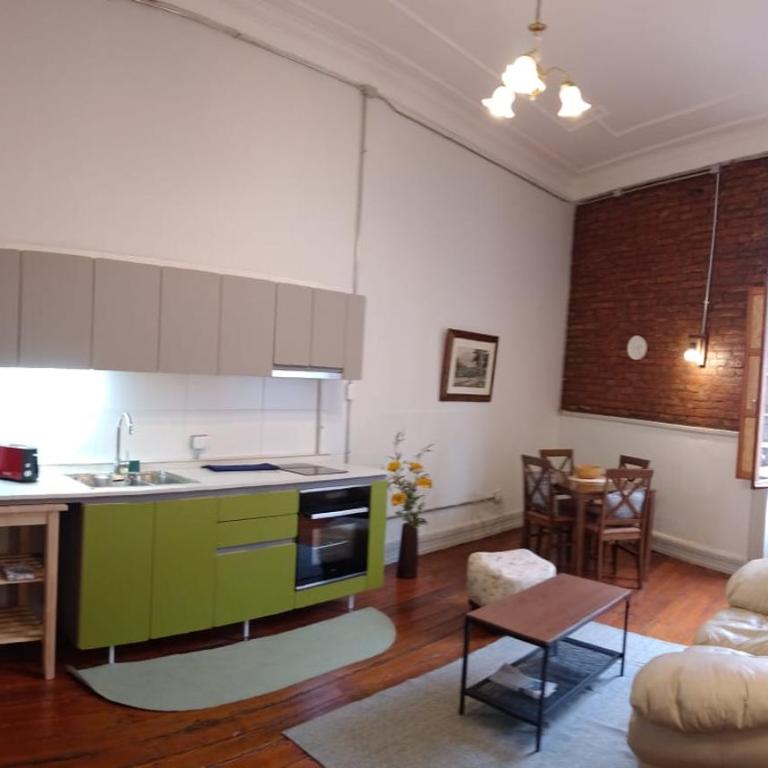 Deluxe Departamento Alegre - Apartamento de 1 dormitorio - 10