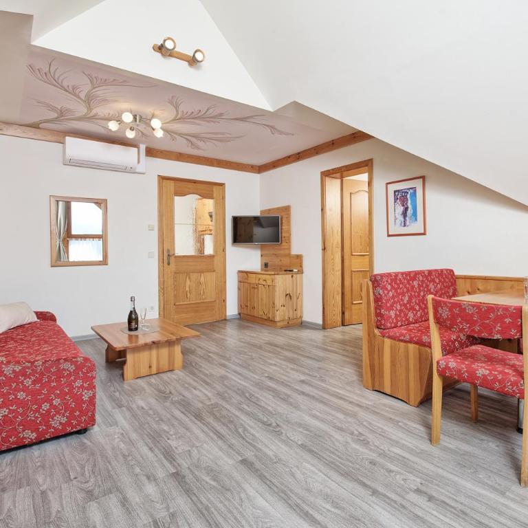 Appartement Haus Drobollach - Apartment mit 2 Schlafzimmern und Balkon - 2