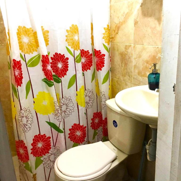 Casa Vilmar Getsemani - Triple Room with Private Bathroom - 7