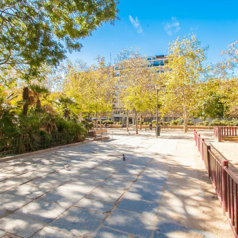 Stylish Duplex with Art & Charm in Prime Salamanca - Loft - 13