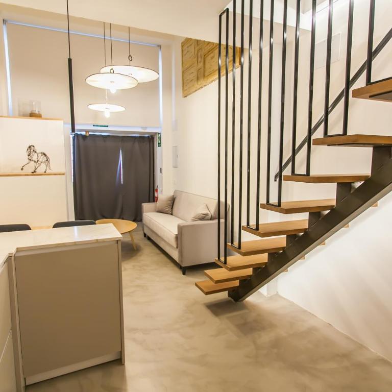 Stylish Duplex with Art & Charm in Prime Salamanca - Loft - 23
