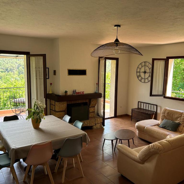 Les 4 cyprès - Maison 3 Chambres - 3