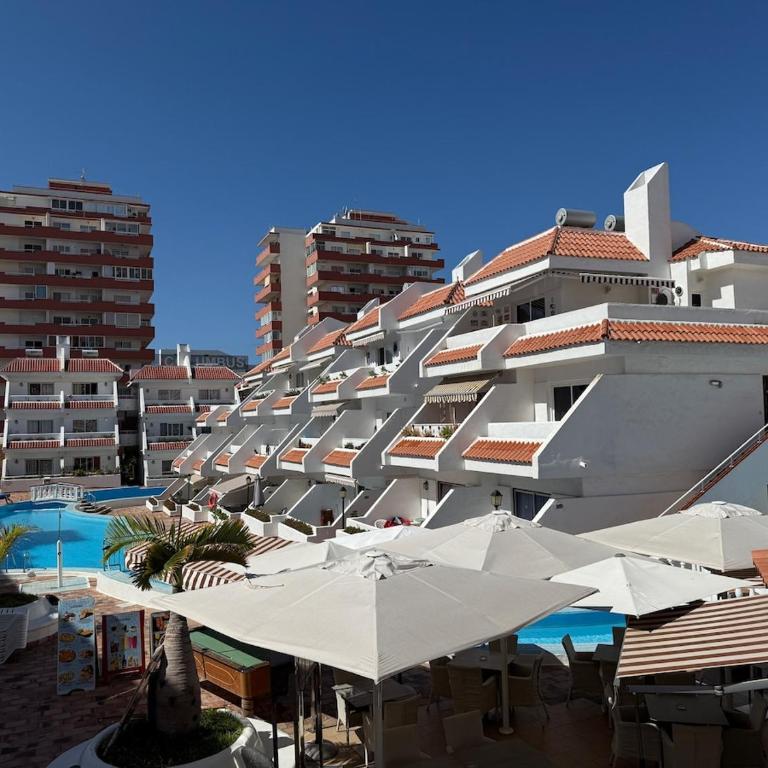 Centrally located M, bright and sunny apartment with terrace and pool views - Apartamento de 1 dormitorio - 8