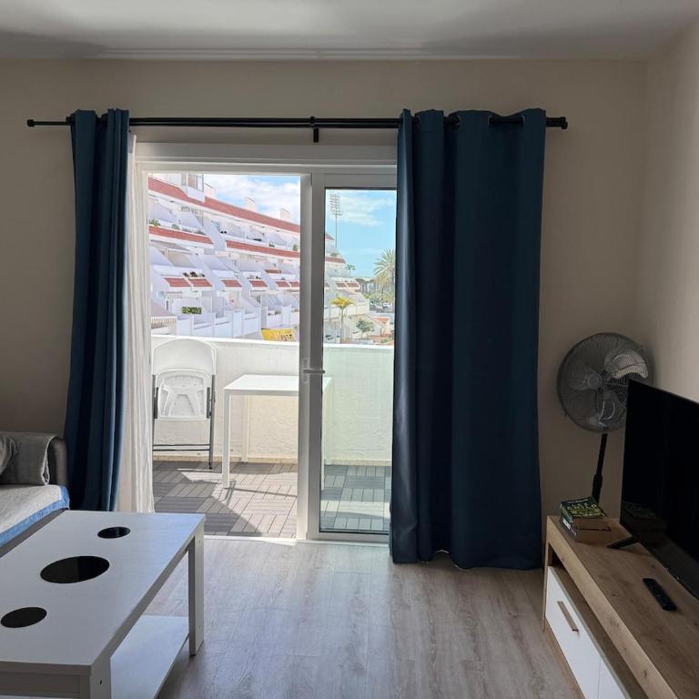 Centrally located M, bright and sunny apartment with terrace and pool views - Apartamento de 1 dormitorio - 12
