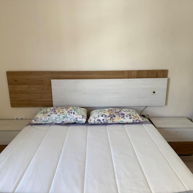 Centrally located M, bright and sunny apartment with terrace and pool views - Apartamento de 1 dormitorio - 13