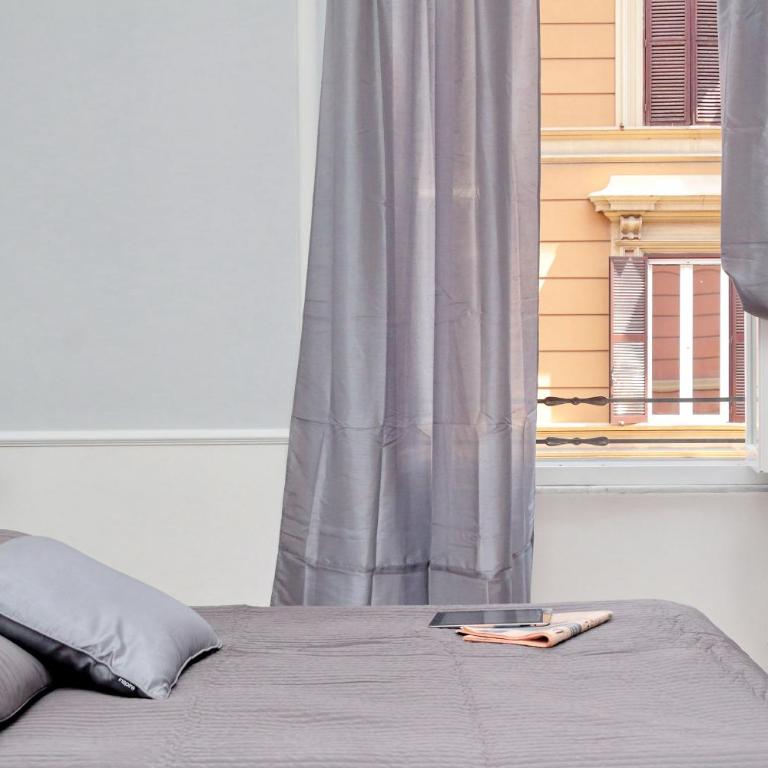 St. Peter Vatican Rooms - Deluxe Double Room with Private Bathroom - 9