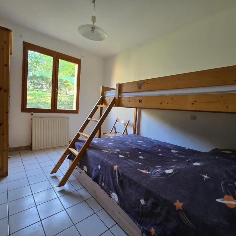 Maison avec jardin et garage - Maison de Vacances 3 Chambres - 4
