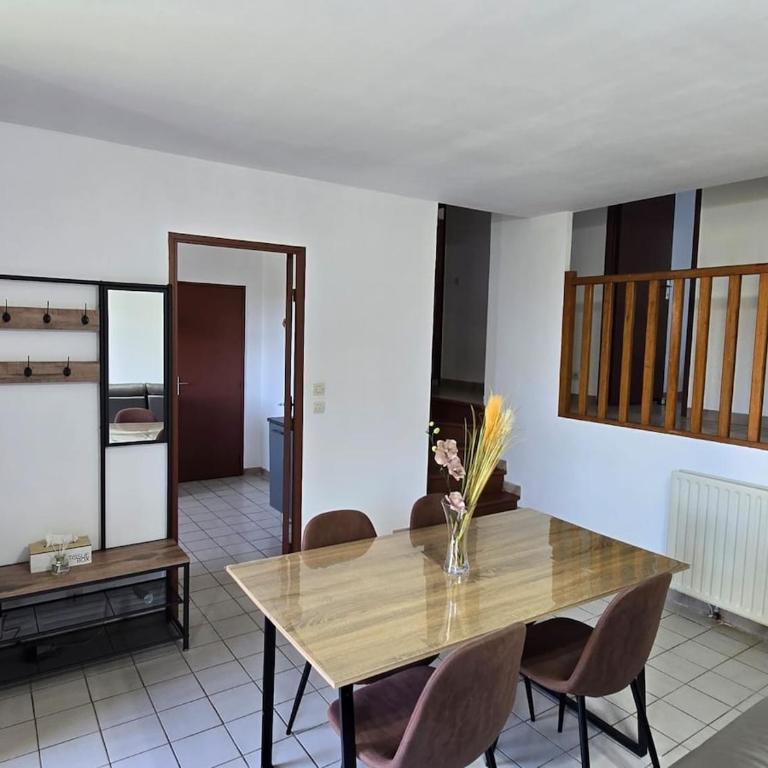 Maison avec jardin et garage - Maison de Vacances 3 Chambres - 6