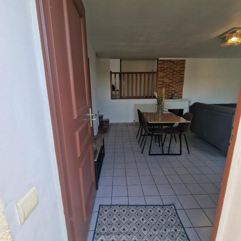 Maison avec jardin et garage - Maison de Vacances 3 Chambres - 12