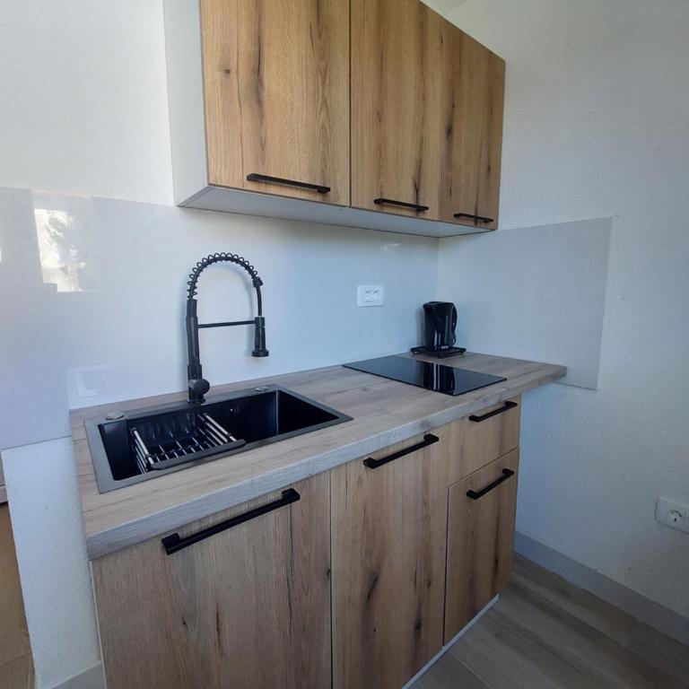 Apartmani Lapis - One-Bedroom Apartment - 3