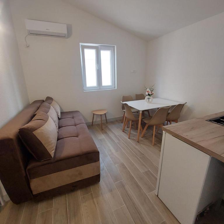 Apartmani Lapis - One-Bedroom Apartment - 3