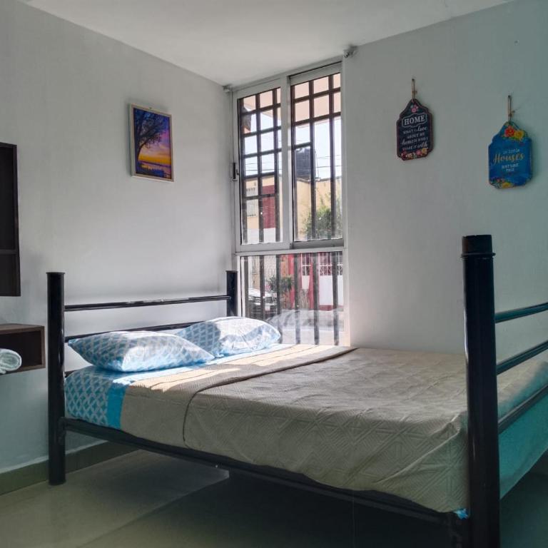 Hospedaje Casa Azul - Standard Double Room with Shared Bathroom - 34