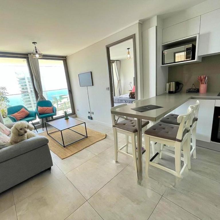 Reñaca Encantador - Departamento precioso con dos dormitorios en suite, sol y vista al mar - Two-Bedroom Apartment - 2
