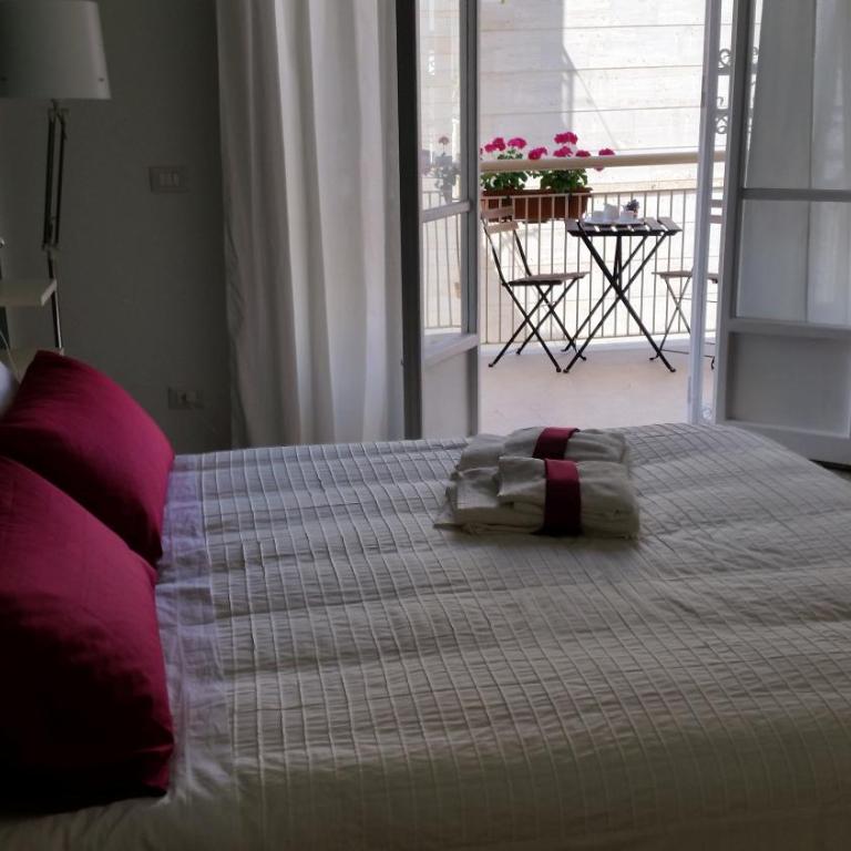 B&B Casa Rosellina - Camera Matrimoniale con Bagno Privato Esterno - 4