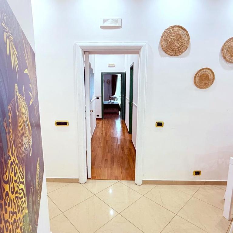 Grande & Favoloso vicino il Museo Madre - Apartment - 16