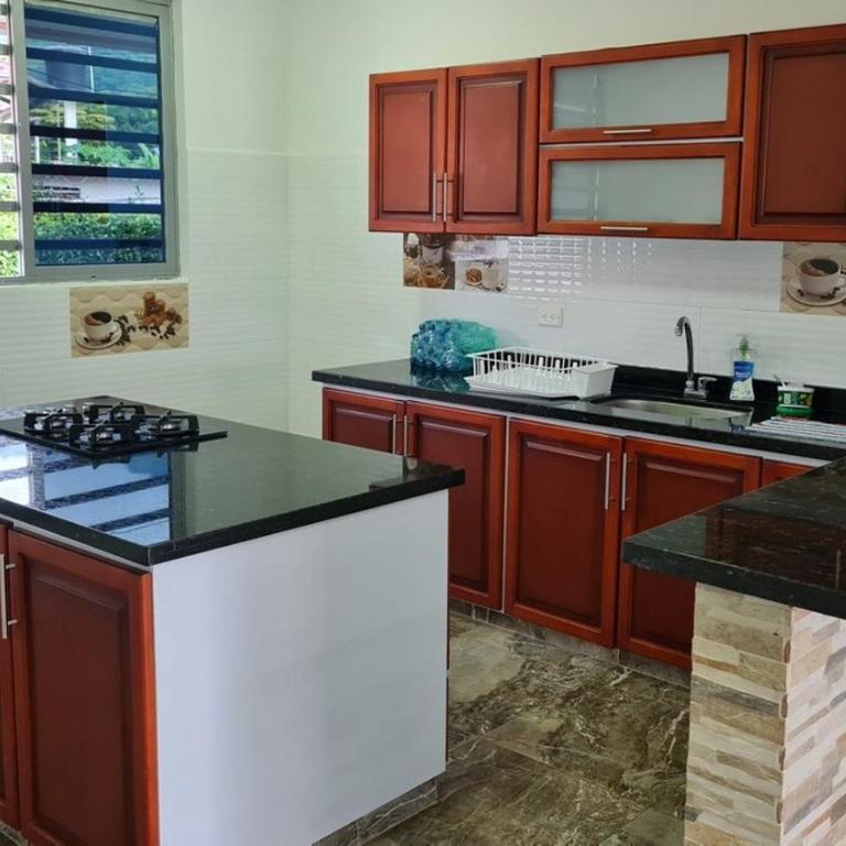 Villa Gladys con Piscina Privada y Vista Natural - Casa de 4 dormitorios - 27