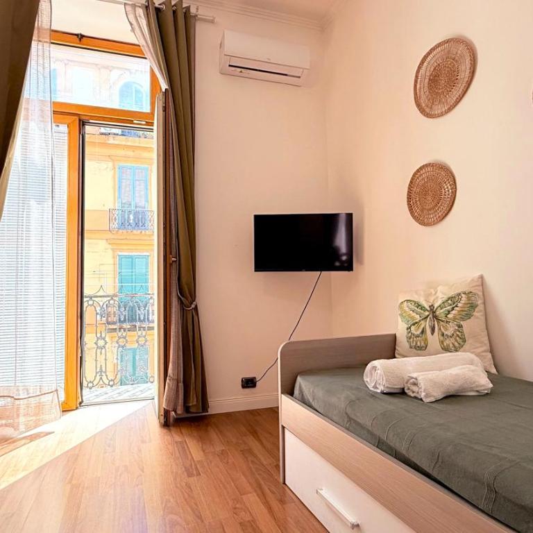 Grande & Favoloso vicino il Museo Madre - Apartment - 13