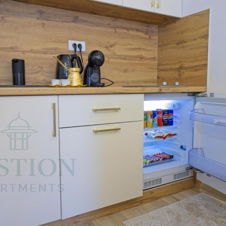 Bastion Apartments - One-Bedroom Apartment - 3