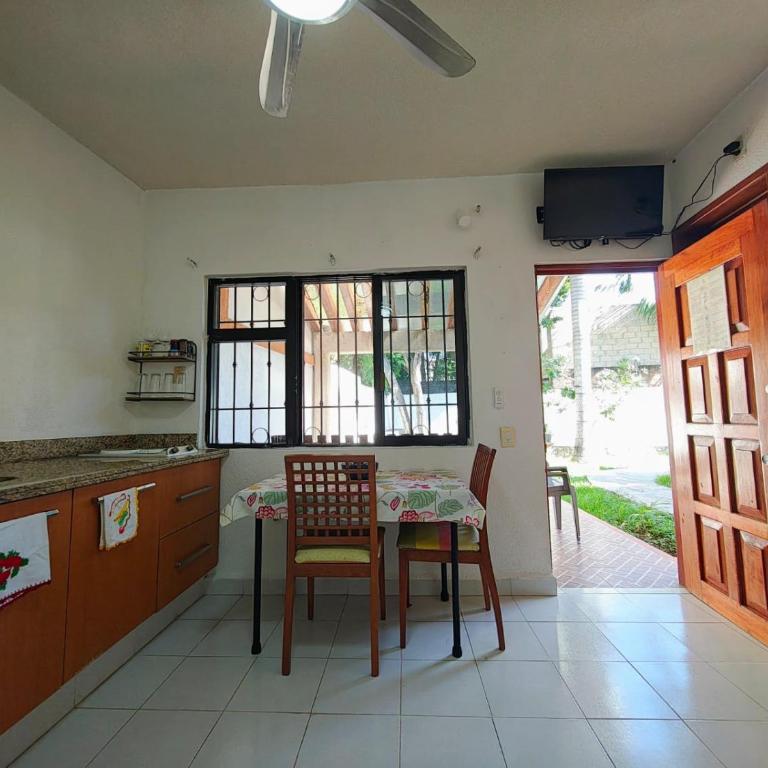 Hermosa casa mexicana en el centro de Cancún! - One-Bedroom Apartment - 6