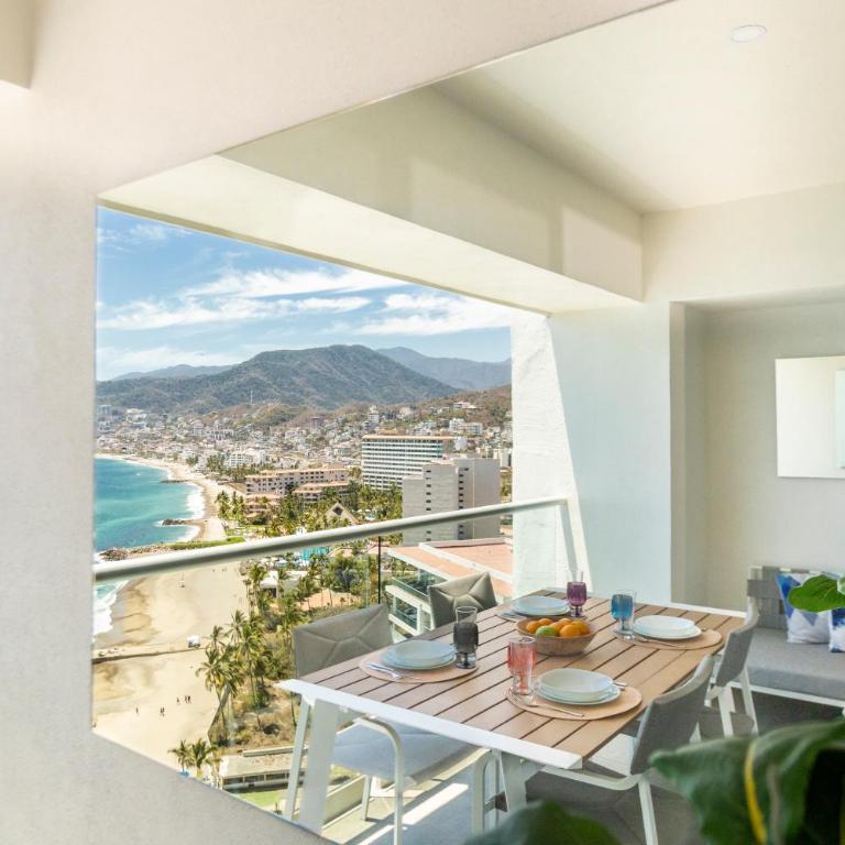 Designer 1BR Beachfront Retreat – Wake Up to the Waves - One-Bedroom Apartment - 5