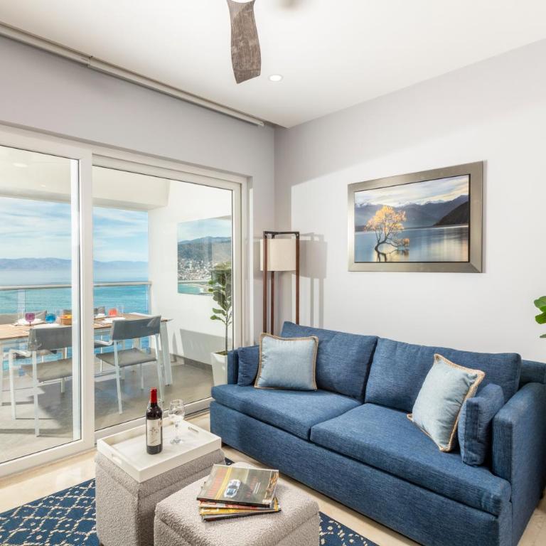 Designer 1BR Beachfront Retreat – Wake Up to the Waves - One-Bedroom Apartment - 8