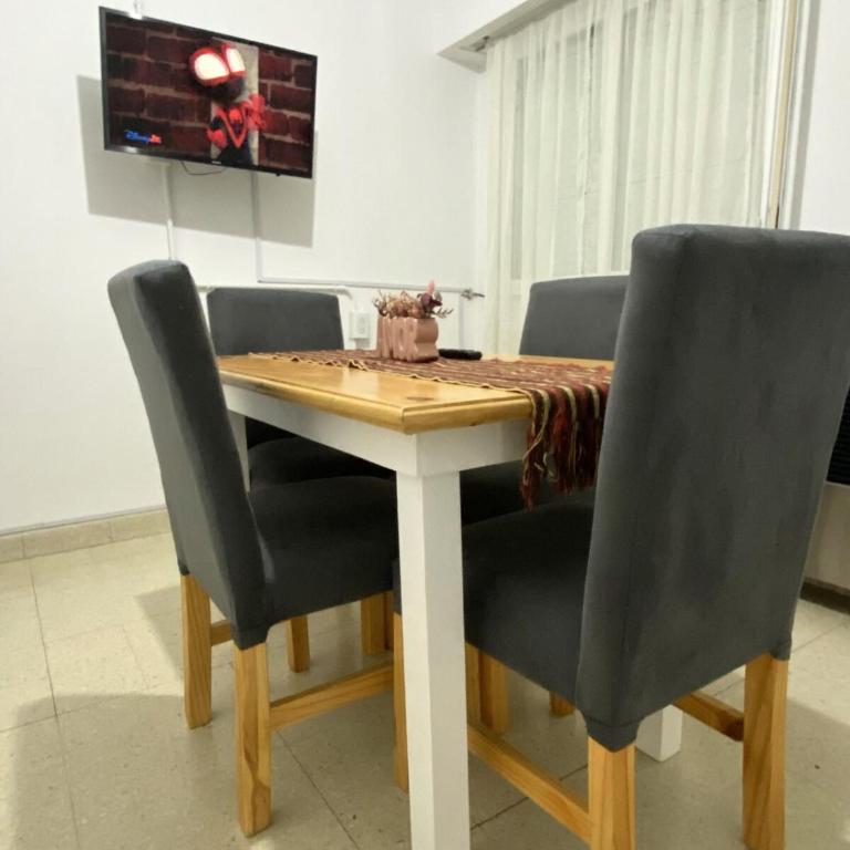 Confortable, hermoso, céntrico - Apartamento de 2 dormitorios - 3