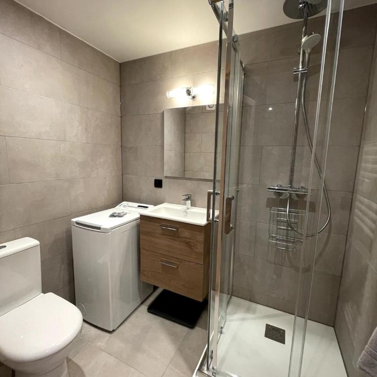 NEW Lac Chavants apartment - 4 beds - Appartement 1 Chambre avec Balcon et Vue sur les Montagnes - 3