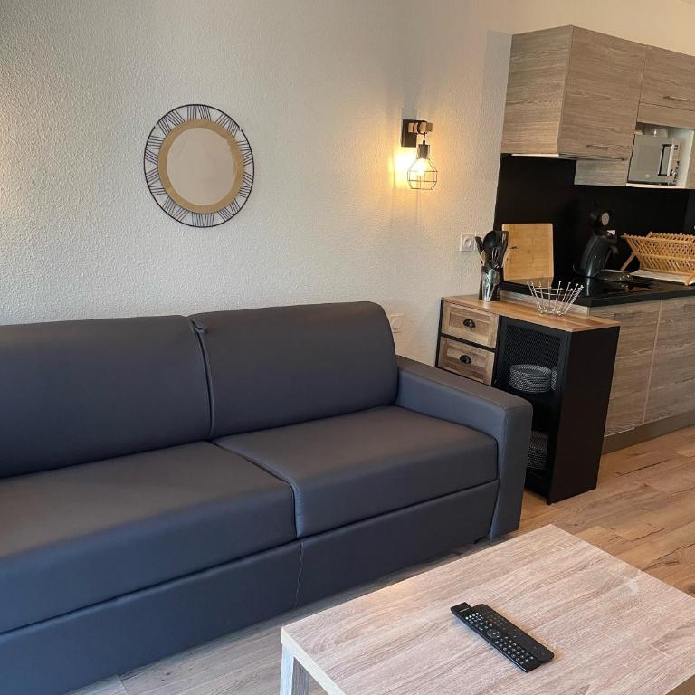 Appartement 200m de l'océan avec piscine extérieure - Appartement - Vue sur Piscine - 2