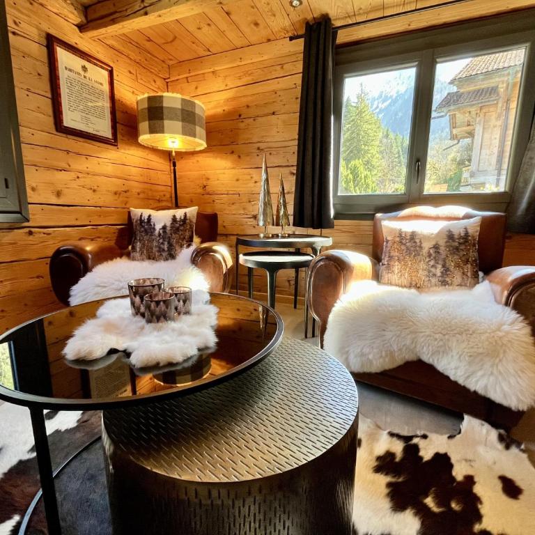 Chalet Le Nutshell - 4pers - Vue montagne au calme - Proche Annecy, La Clusaz, Grand-Bornand - AravisTour - Chalet 2 Chambres - 6