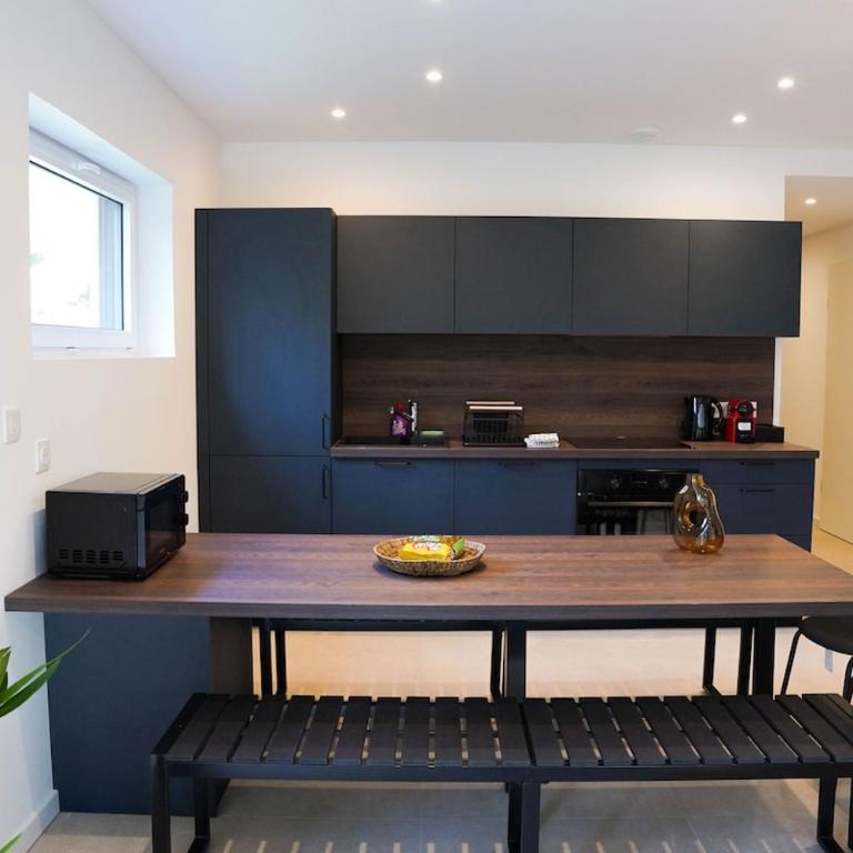 Superbe maison au calme avec stationnement gratuit - Villa de 3 dormitorios - 7
