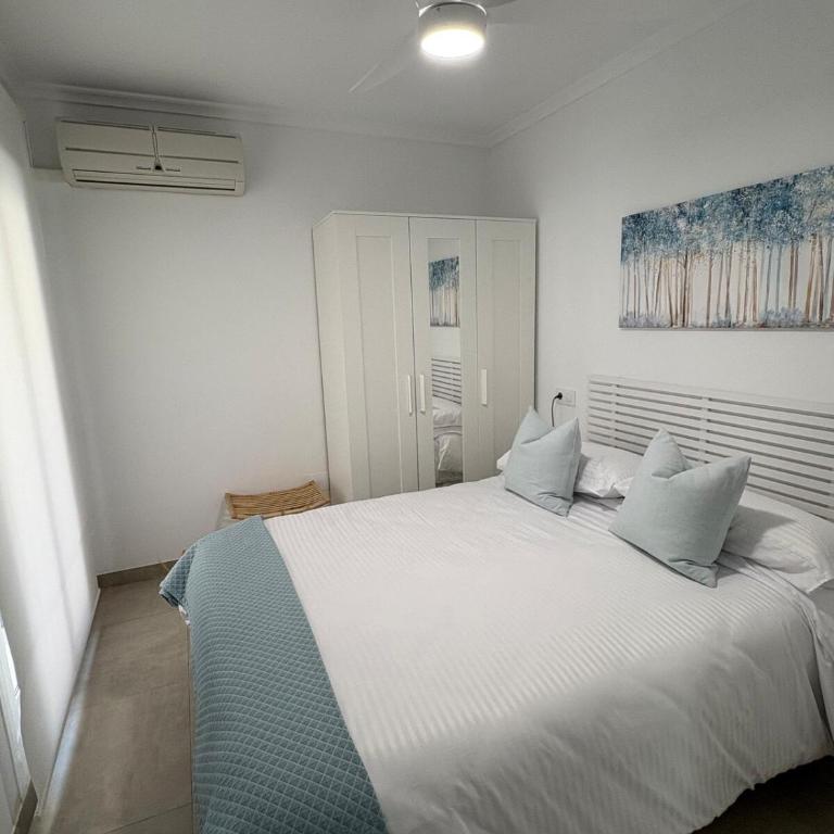 Coco-Cay Beach Bungalow - Three-Bedroom Apartment - 9