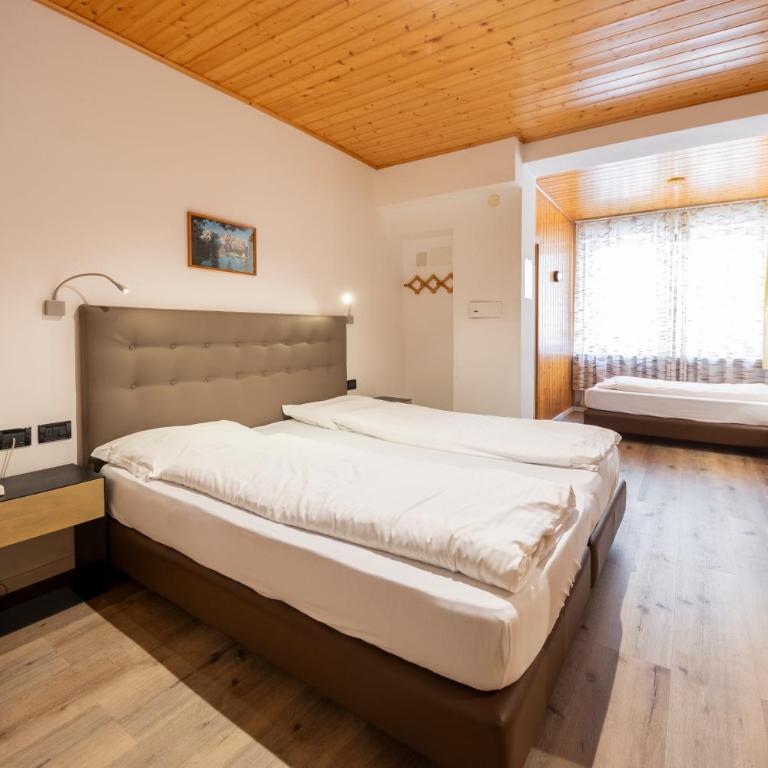 Hotel Oswald - Camera Matrimoniale Standard - 3