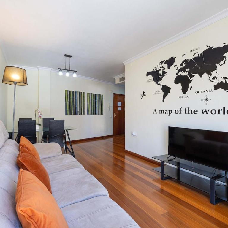 Spacious 3-Bedroom Apartment in Málaga - Apartamento de 3 dormitorios - 1