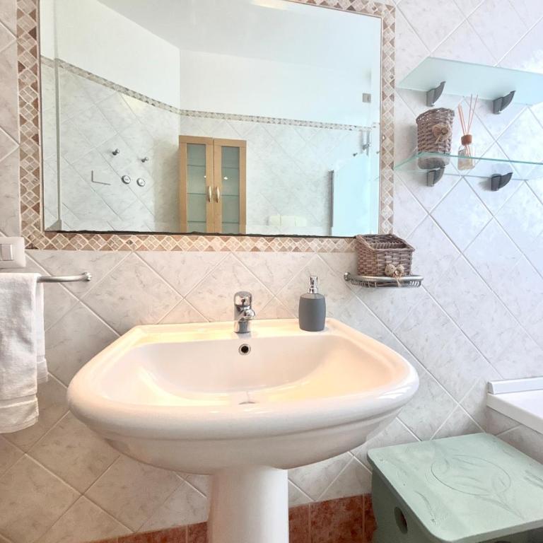 Casa Marirò - Appartamento Deluxe con 2 Camere da Letto - 13