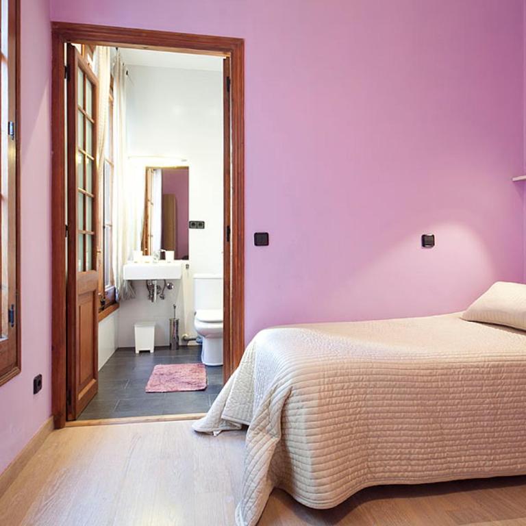 Catalunya Executive 3 bedrooms, 3 bathrooms AC wifi - Three-Bedroom Apartment - 8