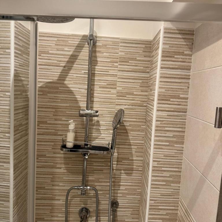 Pazz House - One-Bedroom Apartment - 15