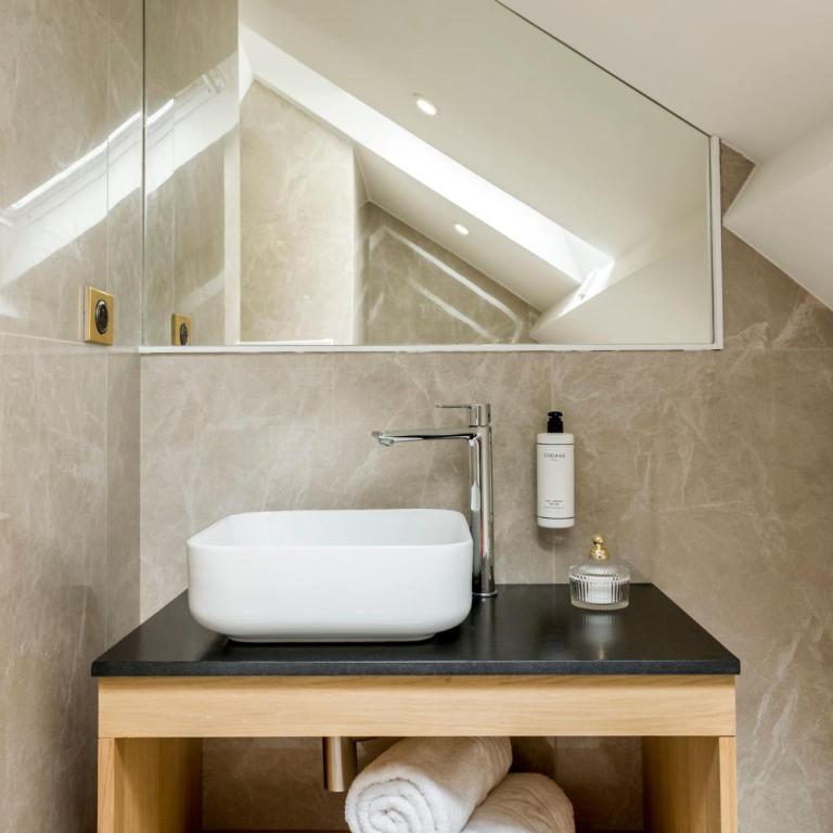 Merveil - Luxury Suite - Champs Elysees - St Cyr I - Appartement 2 Chambres - 25